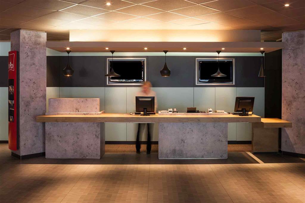 Ibis Hotel Koeln Airport Экстерьер фото