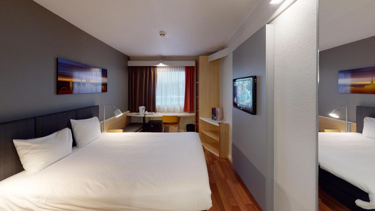 Ibis Hotel Koeln Airport Экстерьер фото