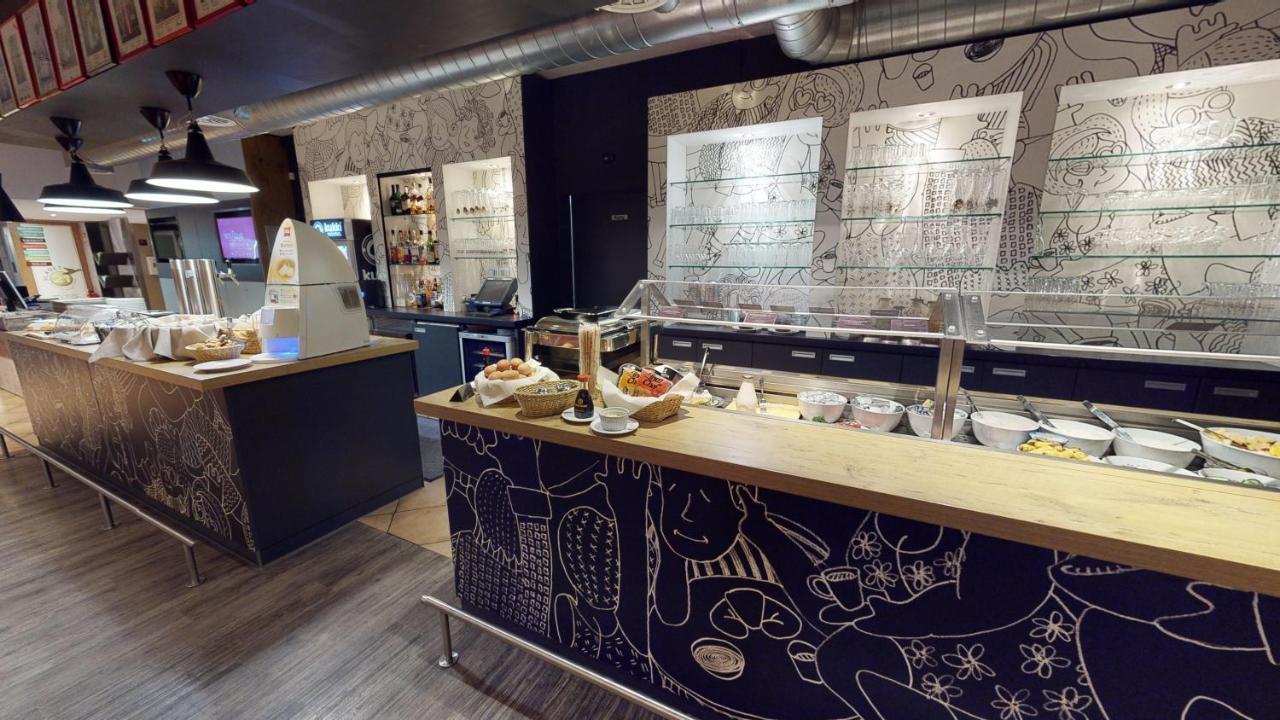 Ibis Hotel Koeln Airport Экстерьер фото