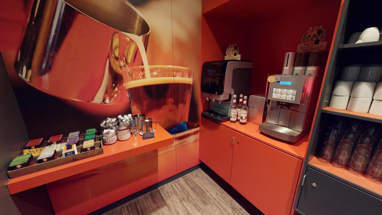 Ibis Hotel Koeln Airport Экстерьер фото